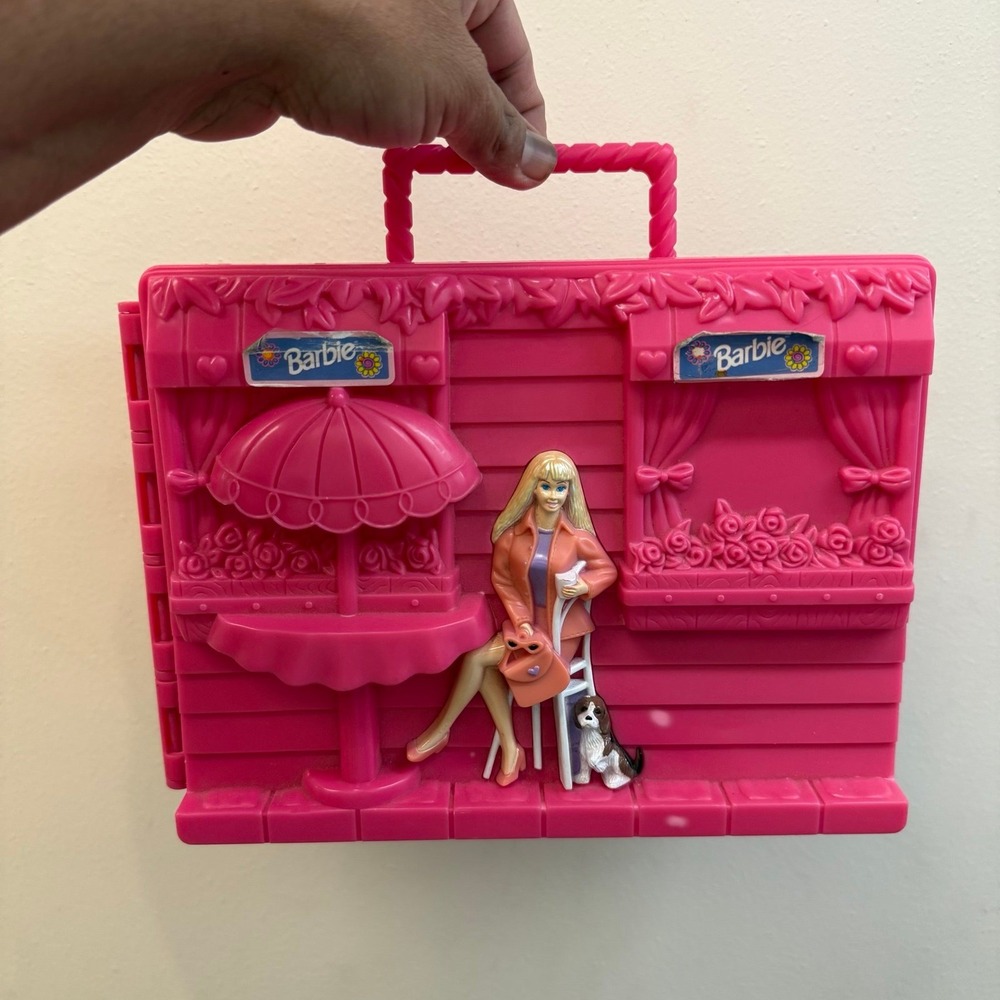 Barbie Mattel 1999 pink plastic carrying case